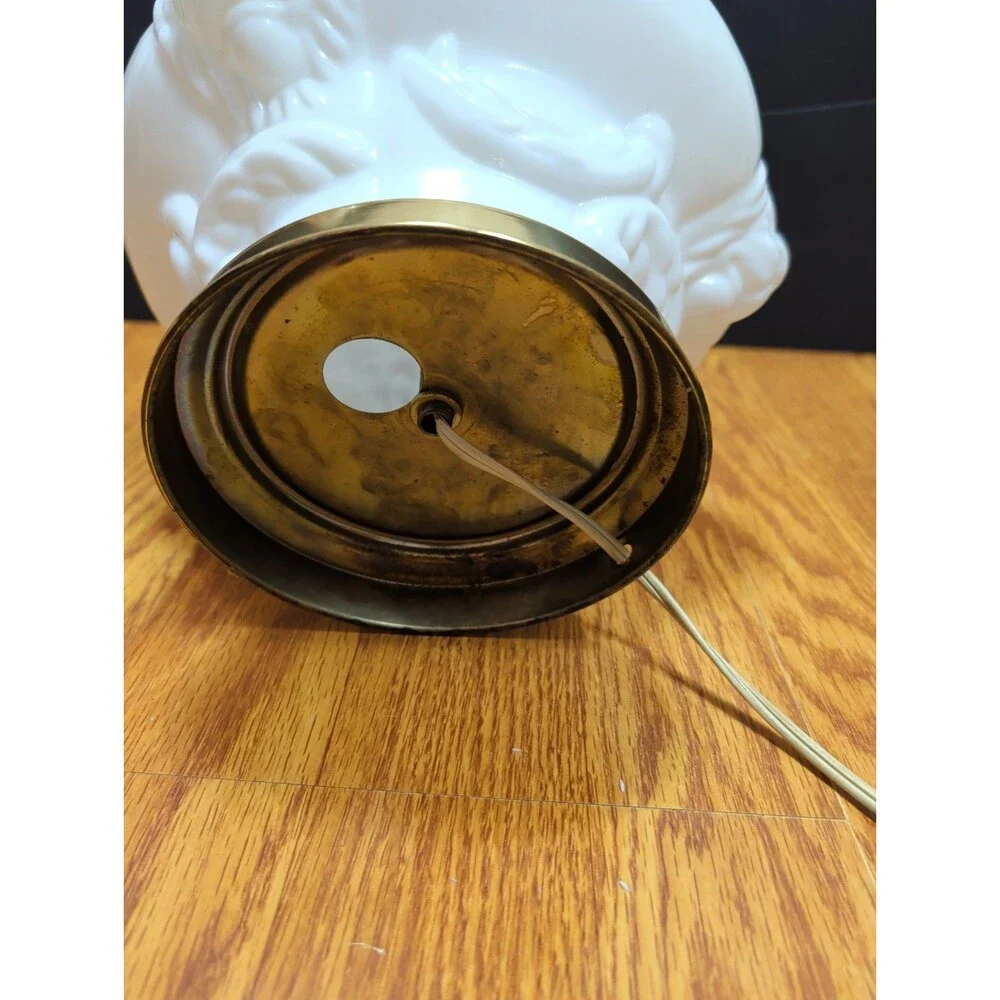 Unbranded vtg milk